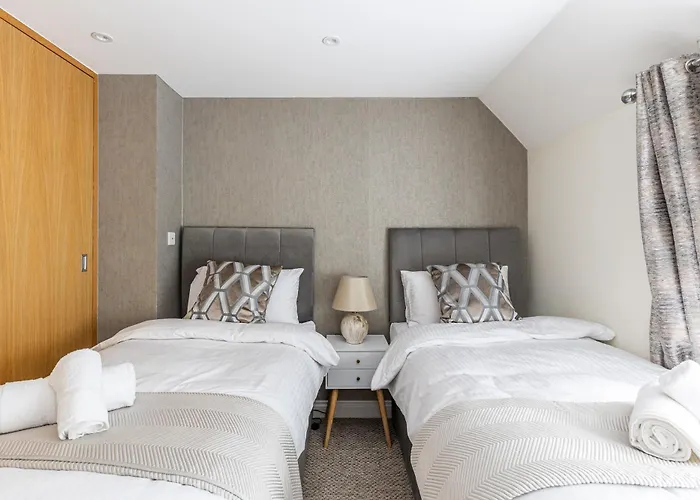 Flat In Guildford