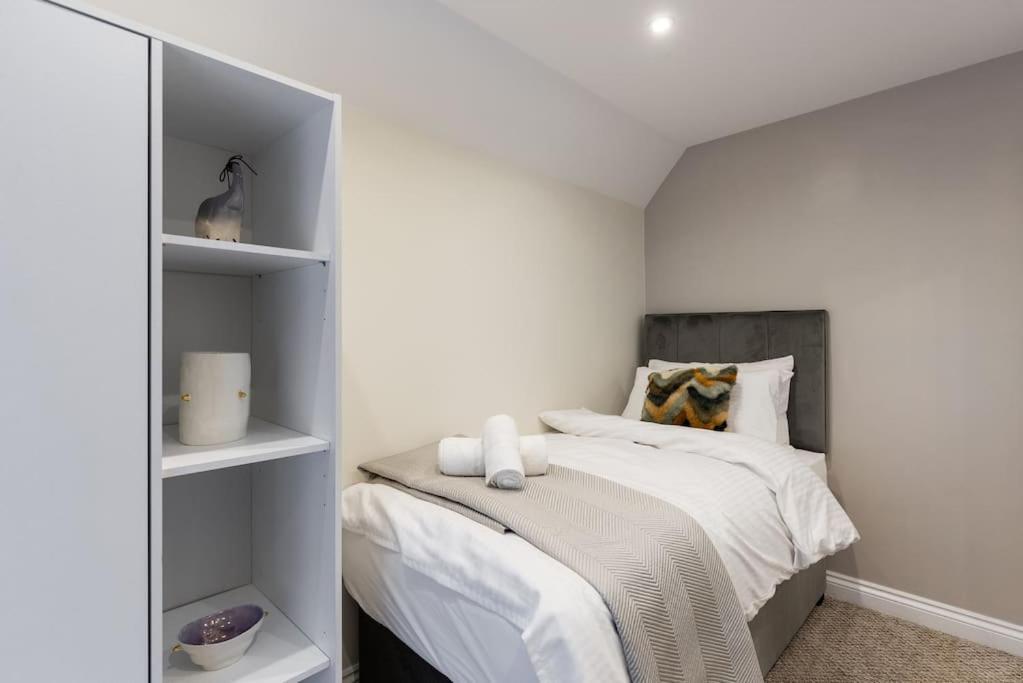 Flat In Apartment *